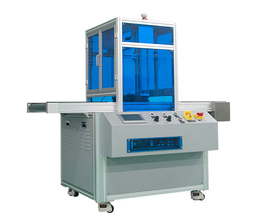 在真空环境中提供电场