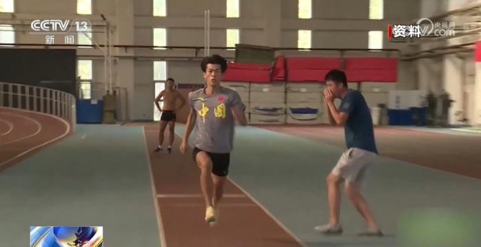 视障跳远运动员邸东东携手教练王琳打破世界纪