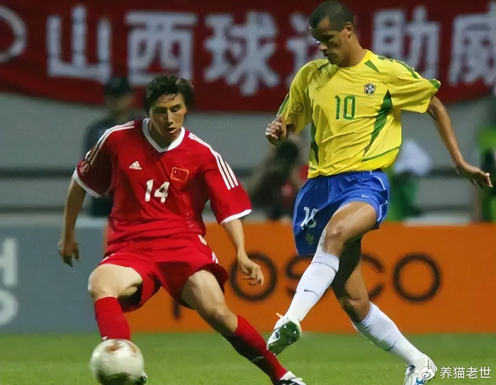 中国足球回传现象成毒瘤 比赛观赏性遭重创