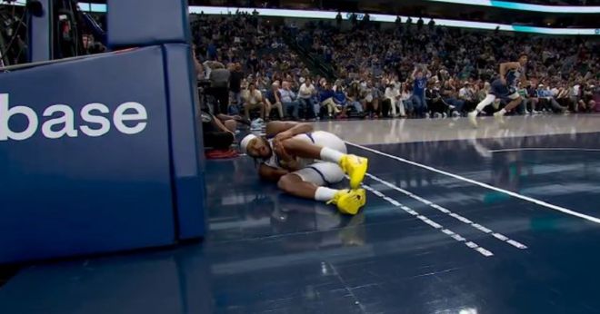 金州勇士核心球员穆迪赛季报销 球队面临重建危